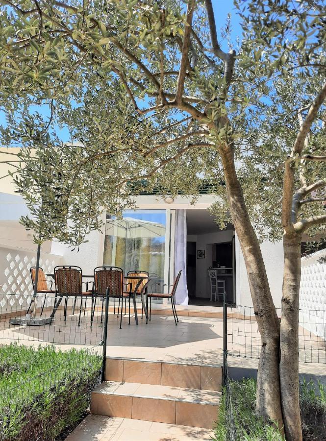 Apartment Mato Barbariga Dış mekan fotoğraf